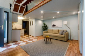 Paulay's Studio Apartment In The City Center.